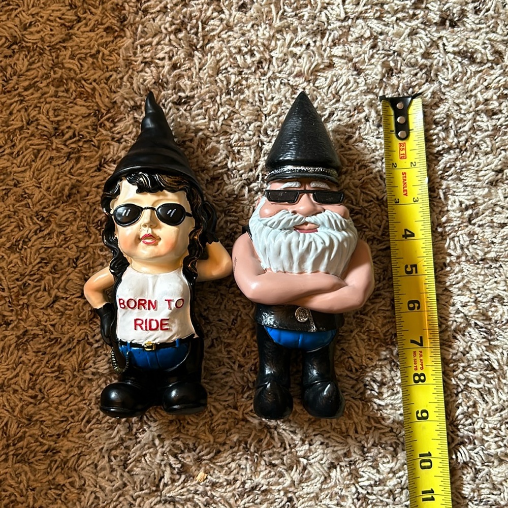 Biker gnome couple, never used. Resin